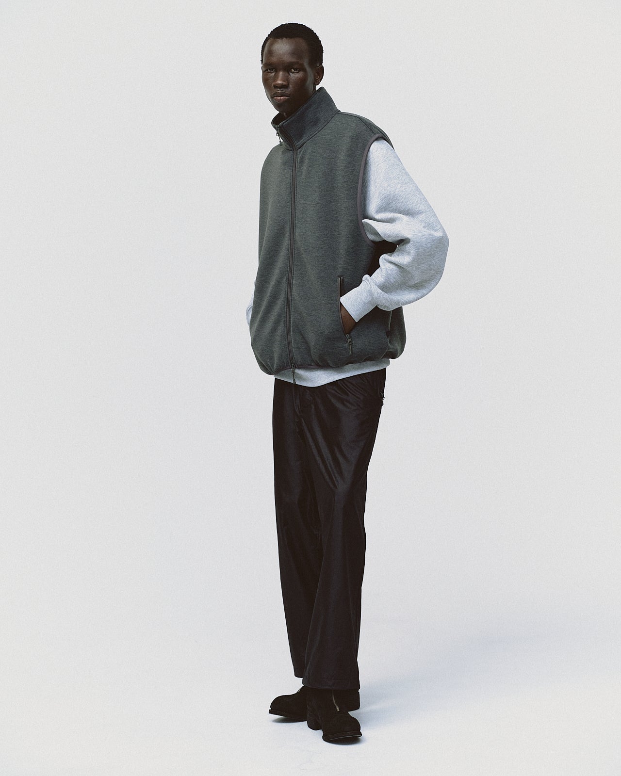 TECH SCUBA KNIT STAND COLLAR VEST