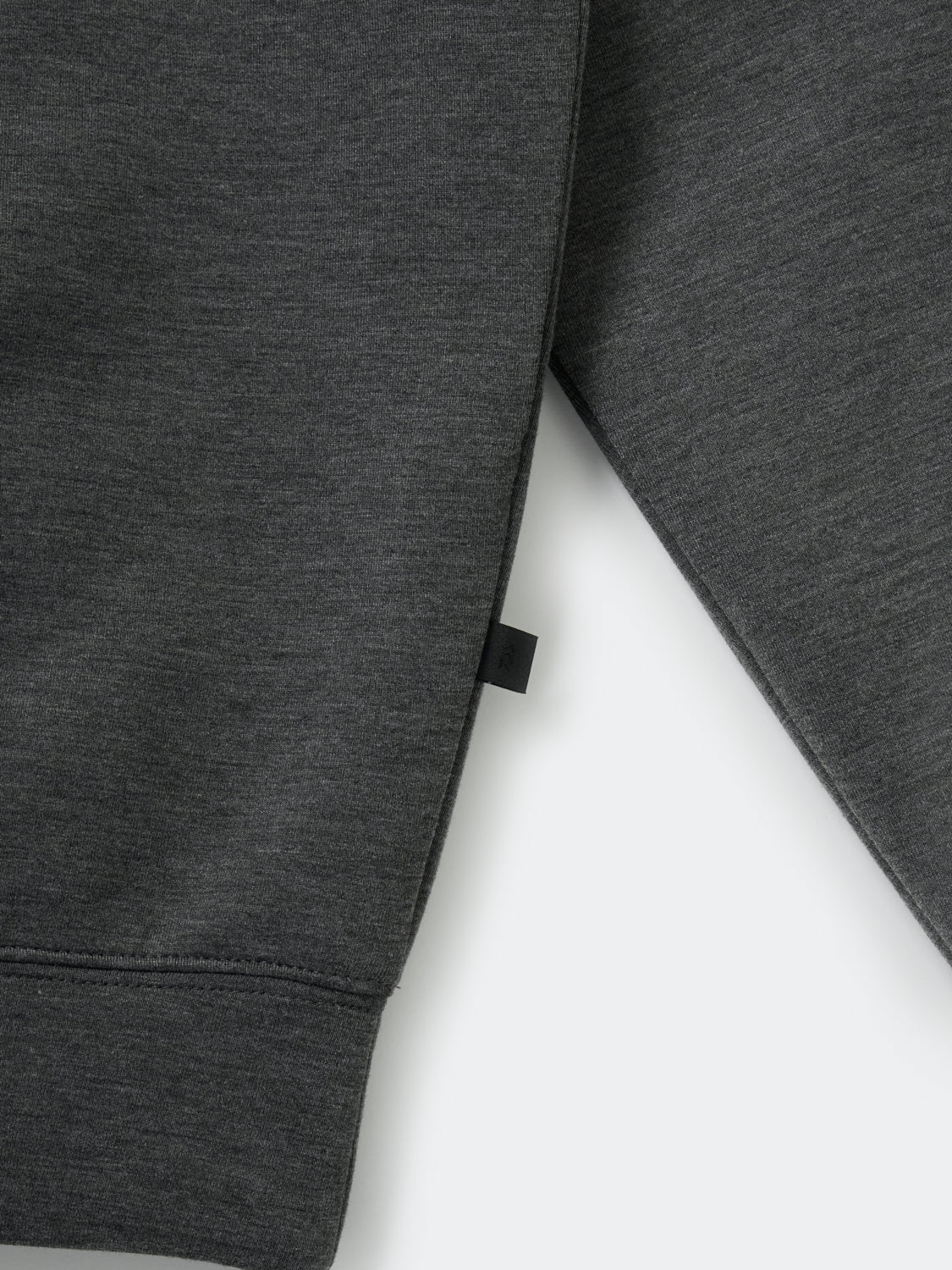 TECH SCUBA KNIT CREW