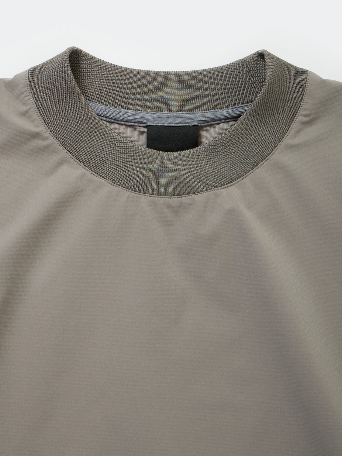 TECH MOCK NECK S/S TEE