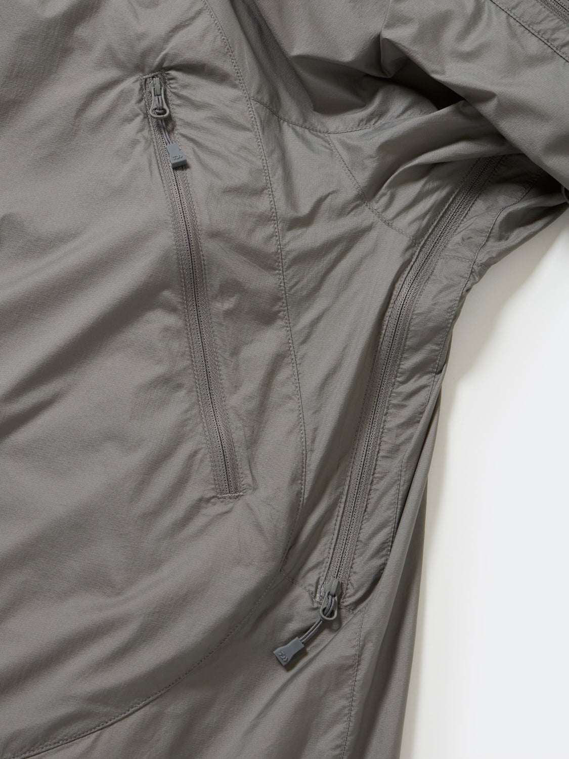 TECH WIND SHELL JACKET