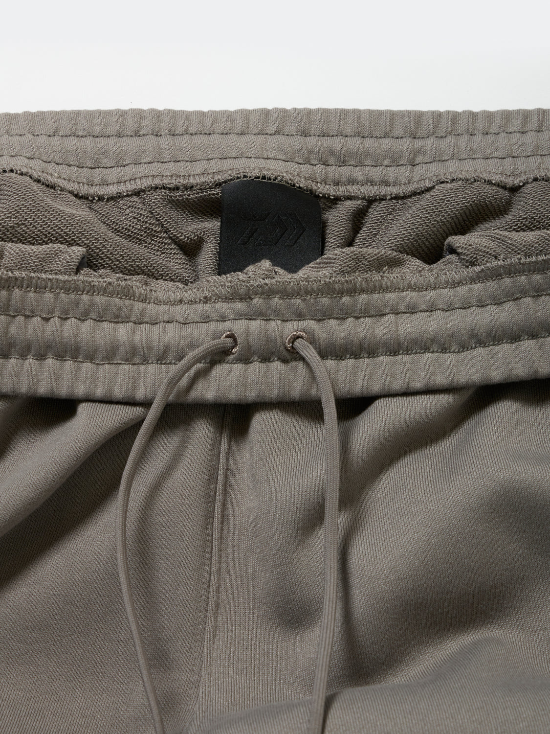 TECH SWEAT PANTS