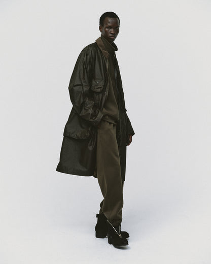 model：H186, B80, W65, H85, Lサイズ着用