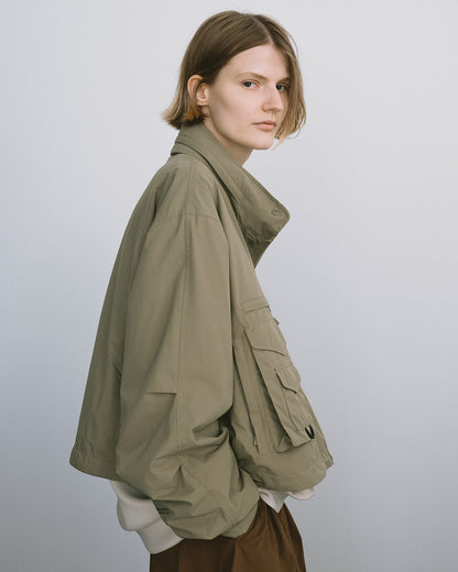 model：H177, B80, W60, H87, FREEサイズ着用