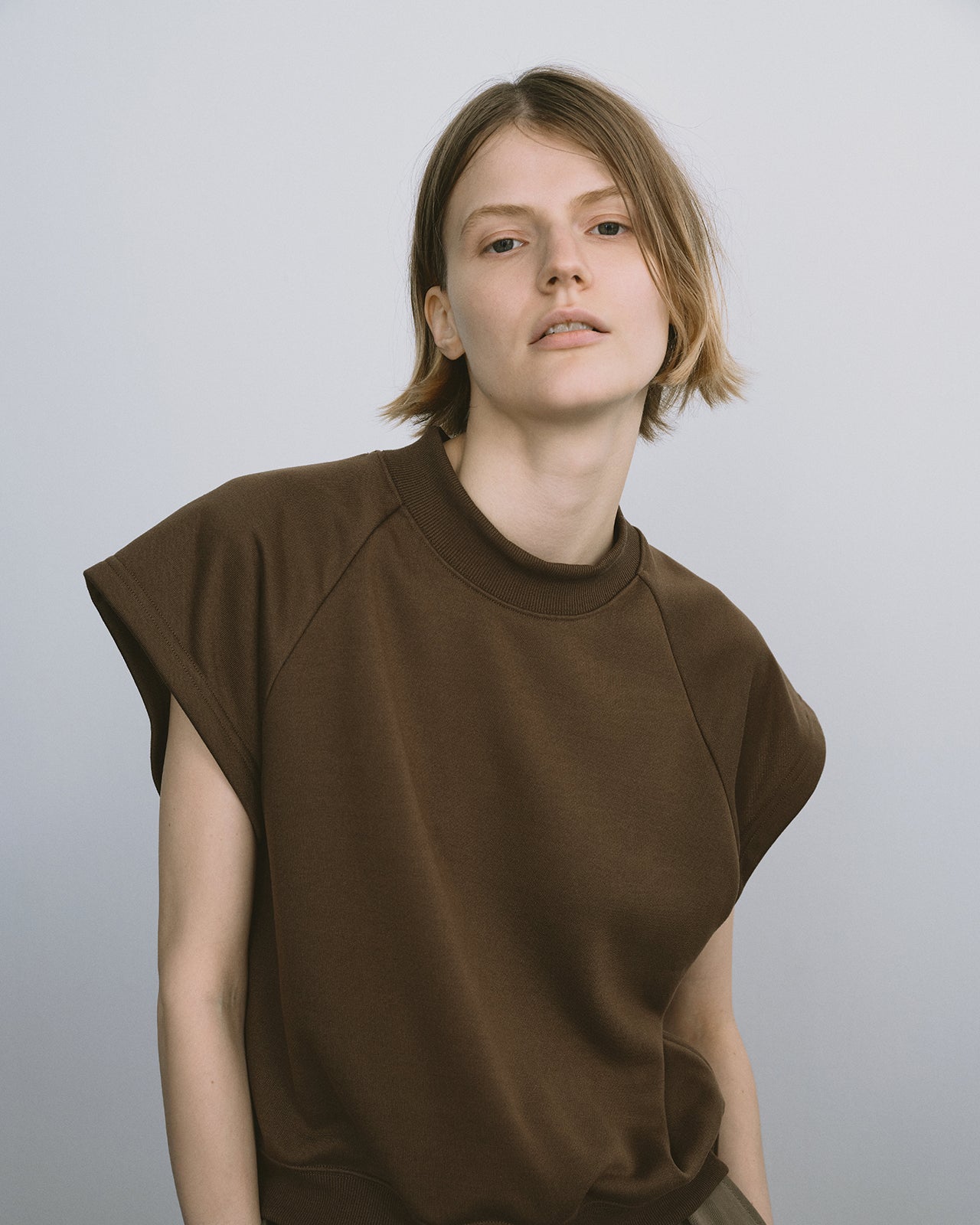 model：H177, B80, W60, H87, FREEサイズ着用