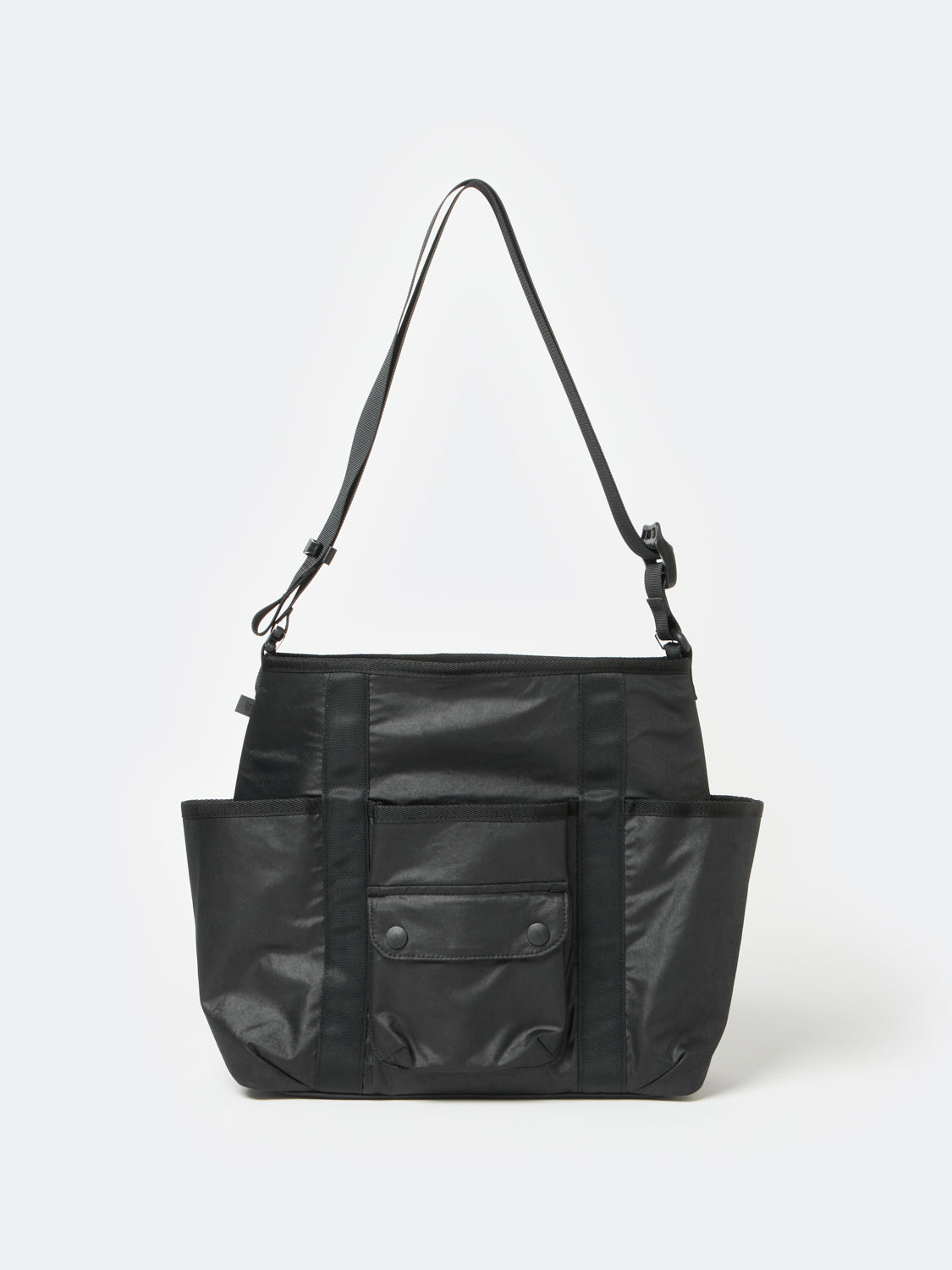 TECH REVERSIBLE ONE SHOULDER BAG