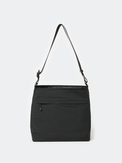 TECH REVERSIBLE ONE SHOULDER BAG