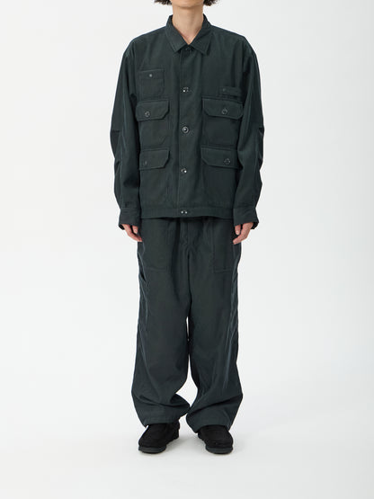 model：H181, B89, W68, H83, Lサイズ着用