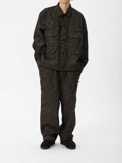 model：H181, C89, W68, H83, Lサイズ着用