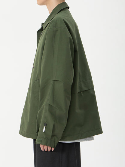 model：H181, C89, W68, H83, Lサイズ着用