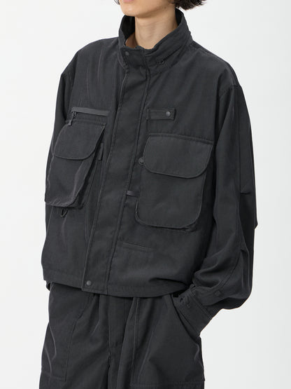 model：H181, C89, W68, H83, Lサイズ着用