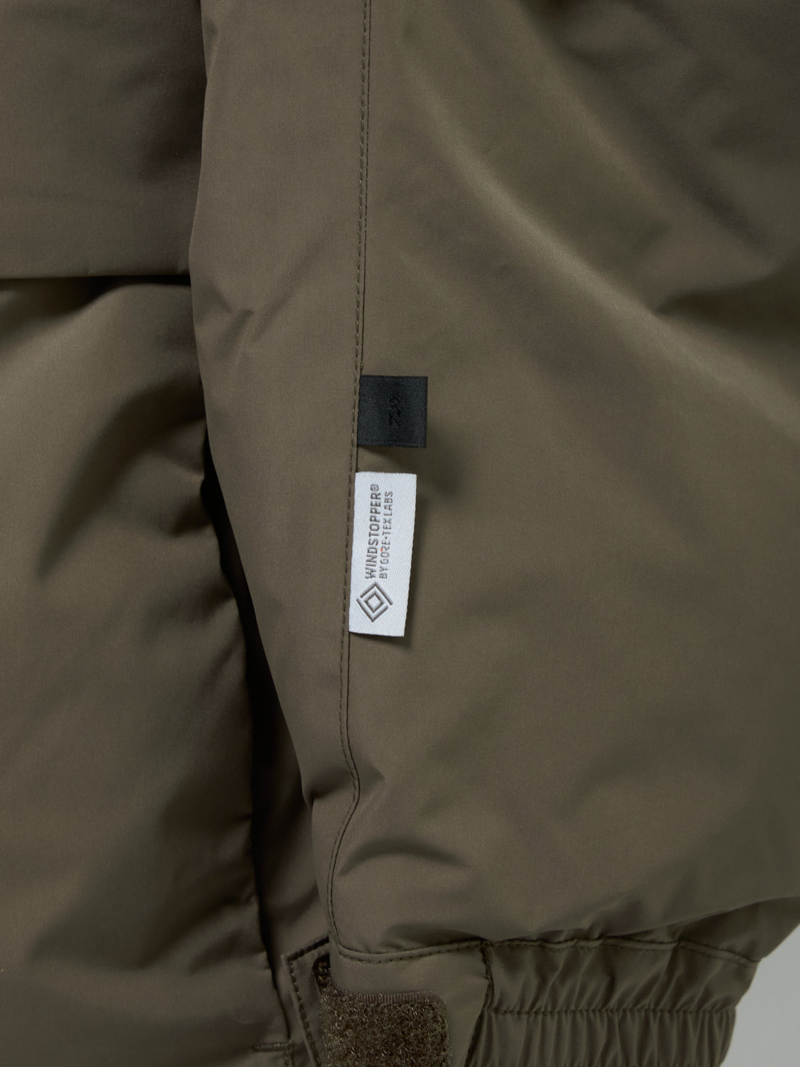 WINDSTOPPER® EXPEDITION DOWN JACKET – DAIWA PIER39