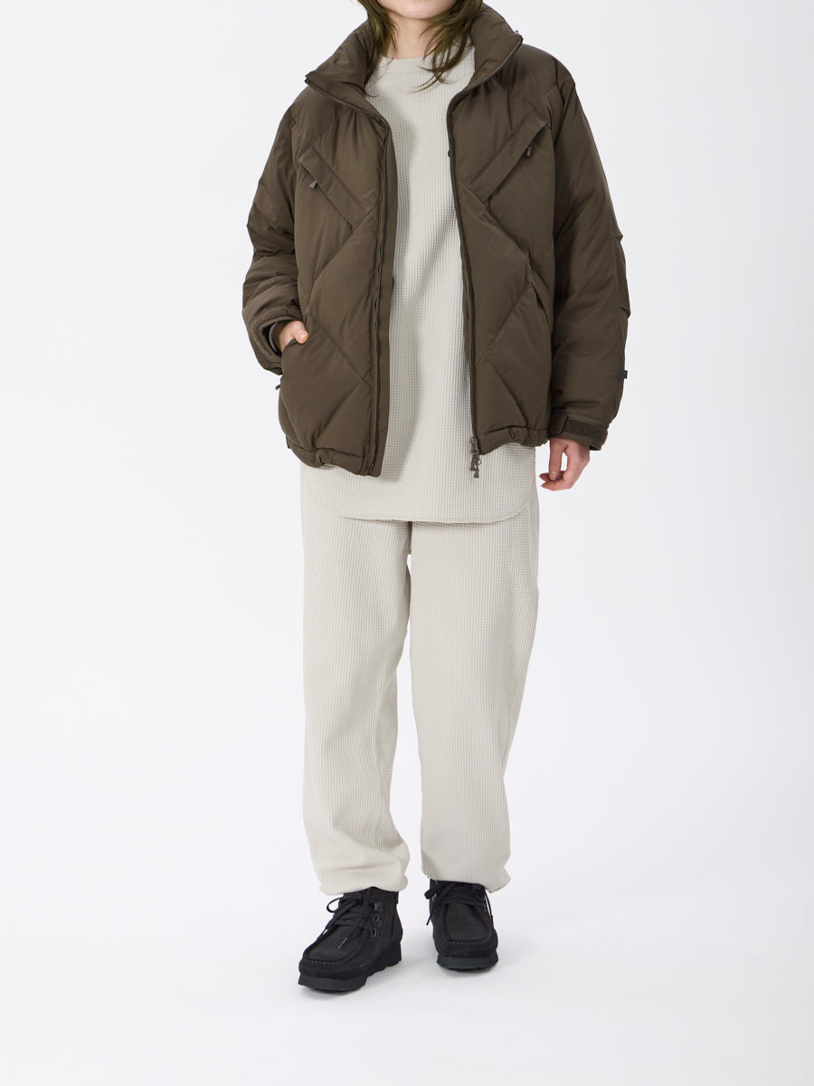 model：H164, B80.5, W62, H87, FREEサイズ着用