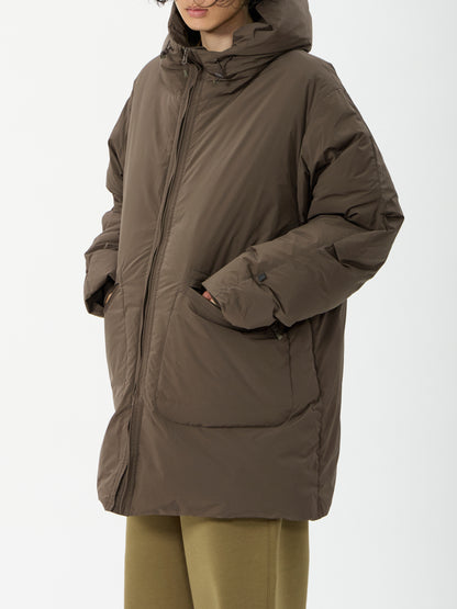 model：H181, C89, W68, H83, Lサイズ着用