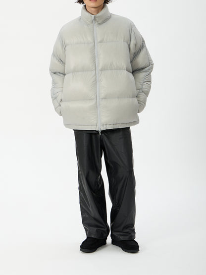 model：H181, C89, W68, H83, Lサイズ着用