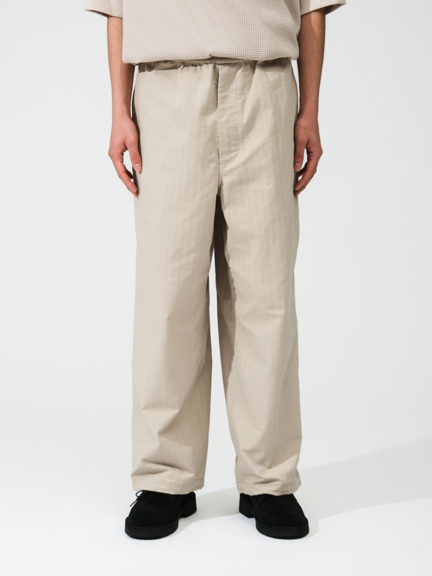 model：H174, Lサイズ着用