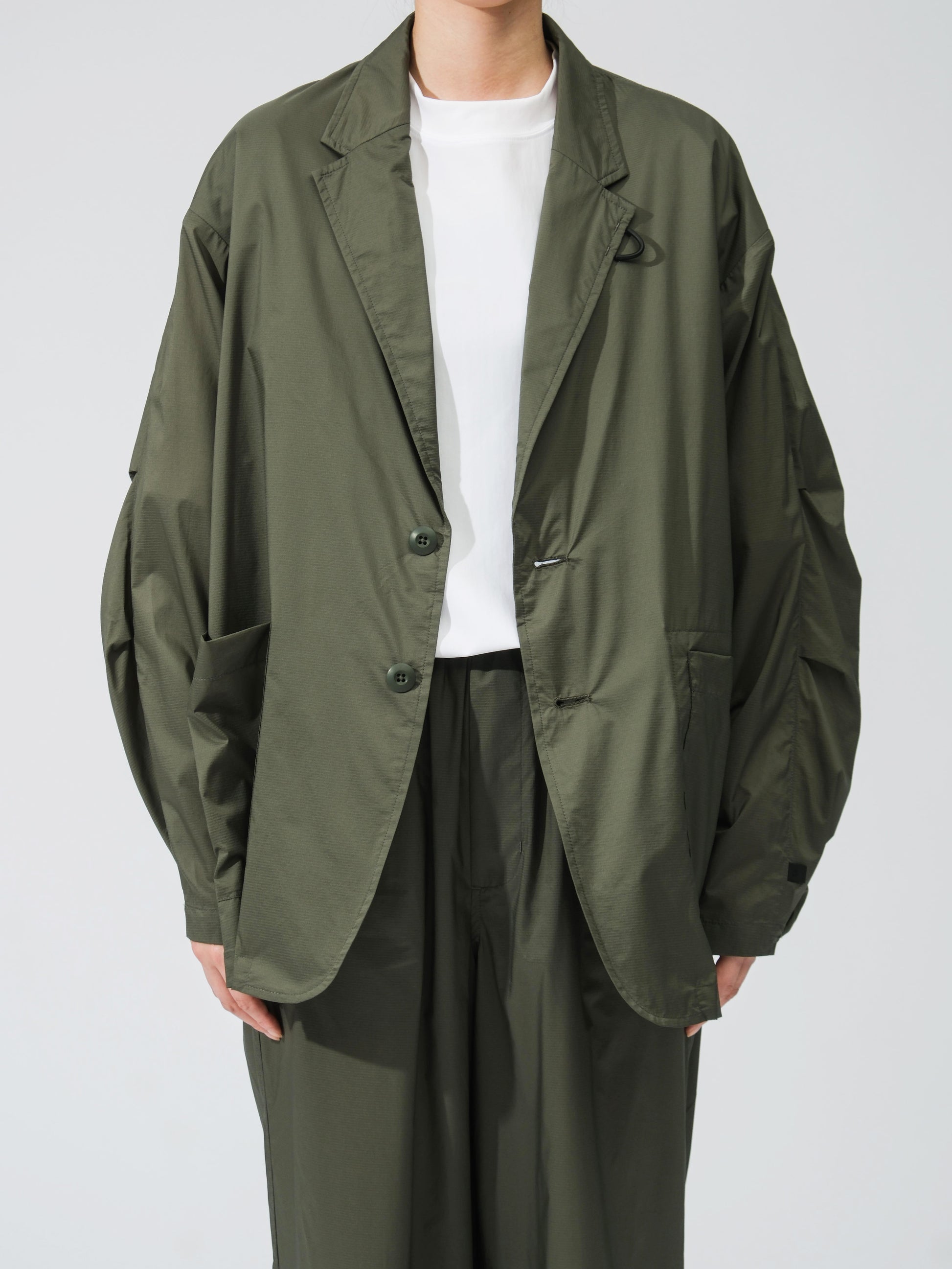model：H164, FREEサイズ着用