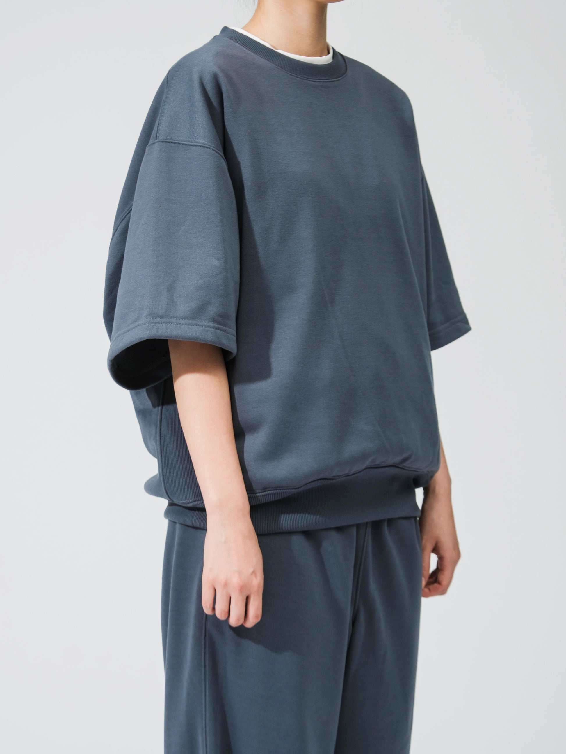model：H164, FREEサイズ着用
