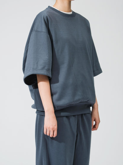 model：H164, FREEサイズ着用