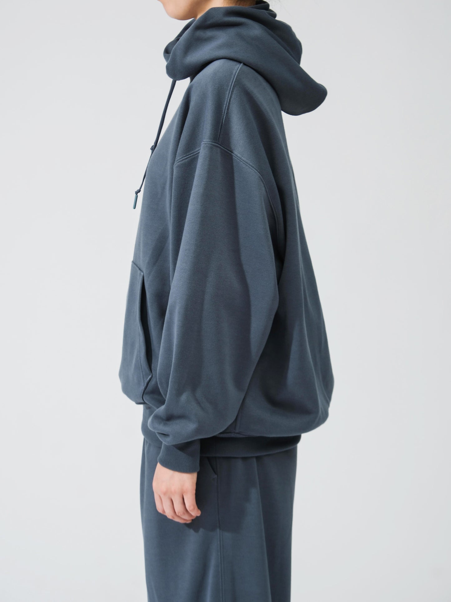 model：H164, FREEサイズ着用