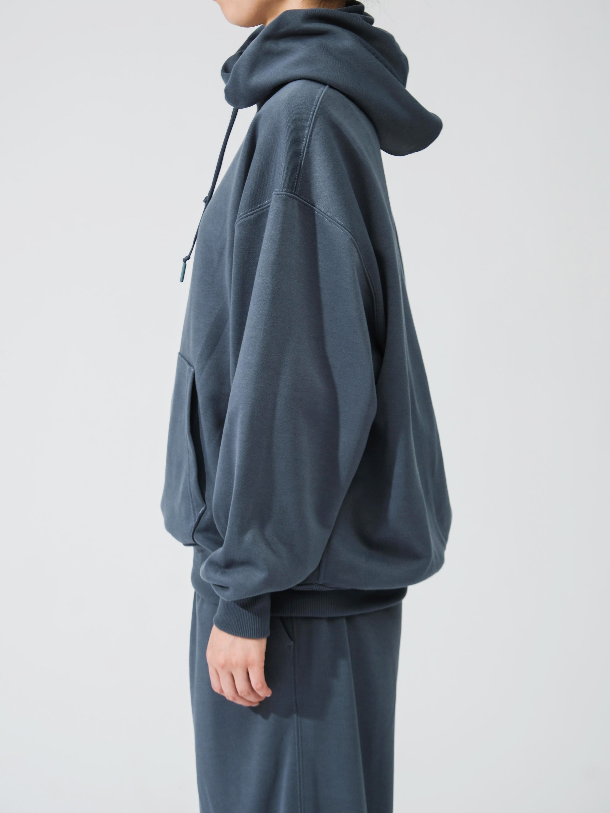 model：H164, FREEサイズ着用
