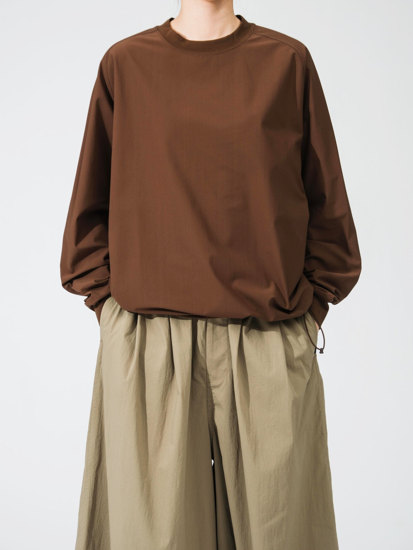 model：H164, FREEサイズ着用