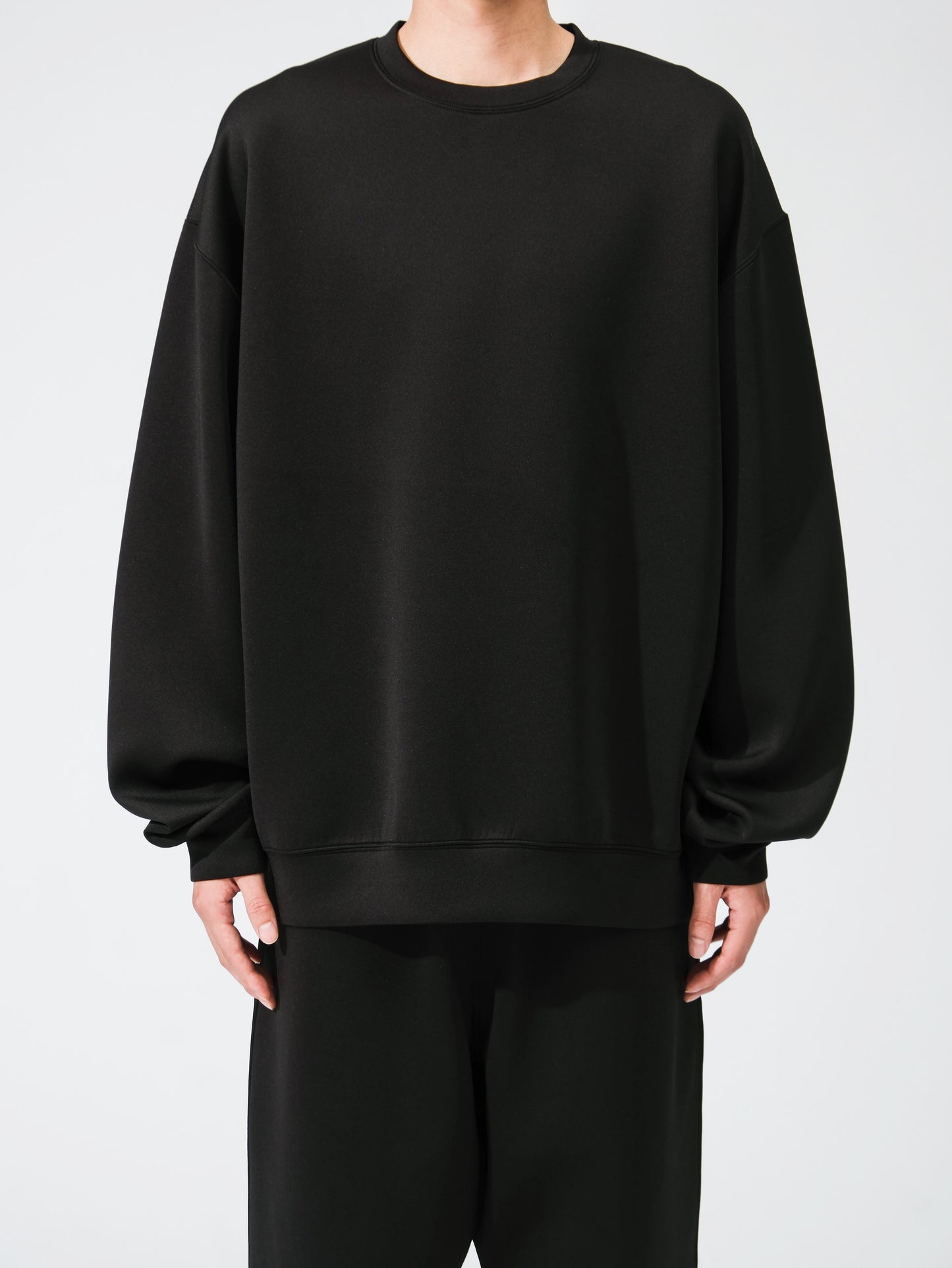 TECH SCUBA KNIT CREW
